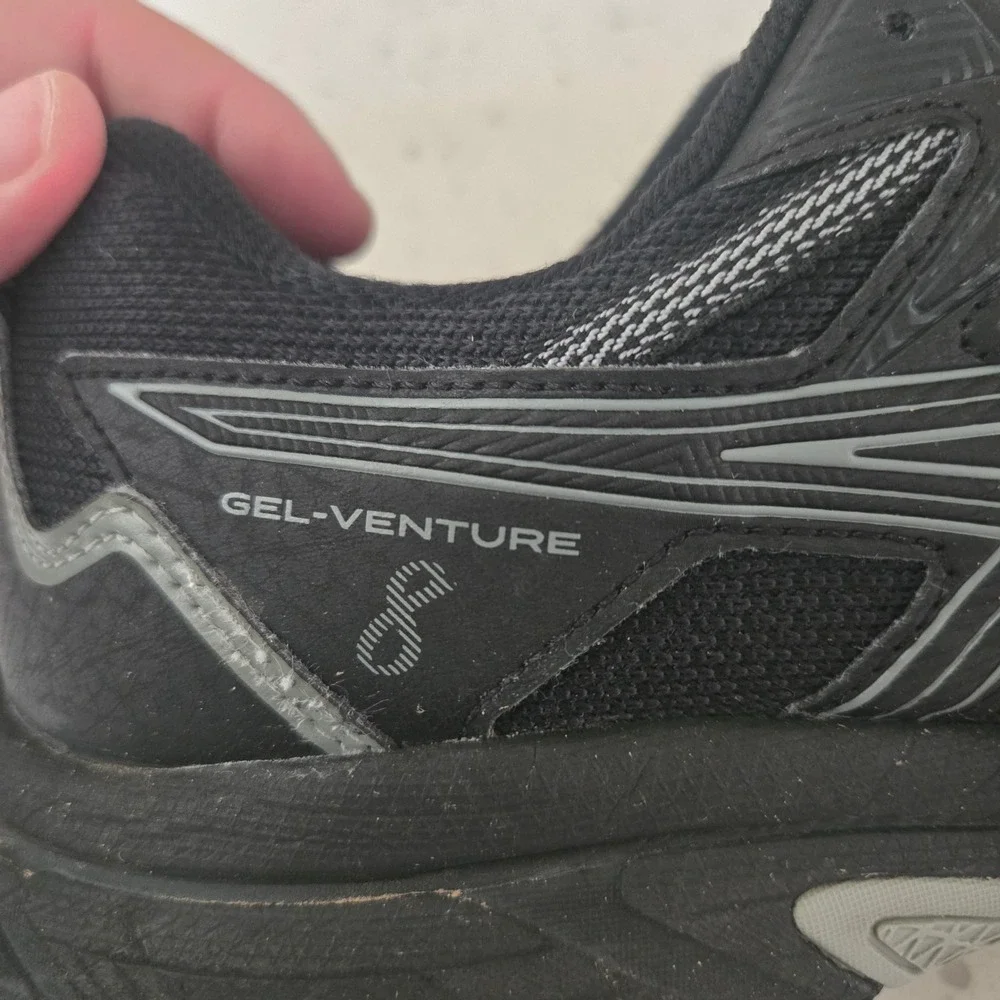 Asics Gel-Venture 8 Mens 11.5 Black Trail Running Shoes 1011B396 Sneakers
